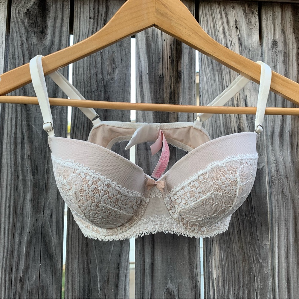 Victoria’s Secret padded demi beige with white lace